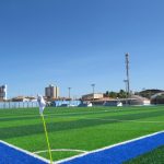 Campo de futebol com dimensões no padrão nacional