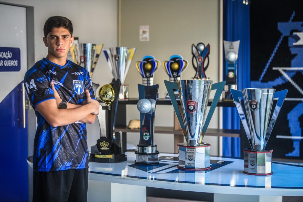 Crias da Coruja: Do esporte para a Medicina: uma nova jornada para Matheus Crescêncio